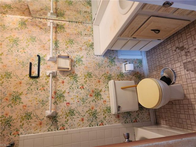 2517 Olympic CT, Virginia Beach, VA 23453