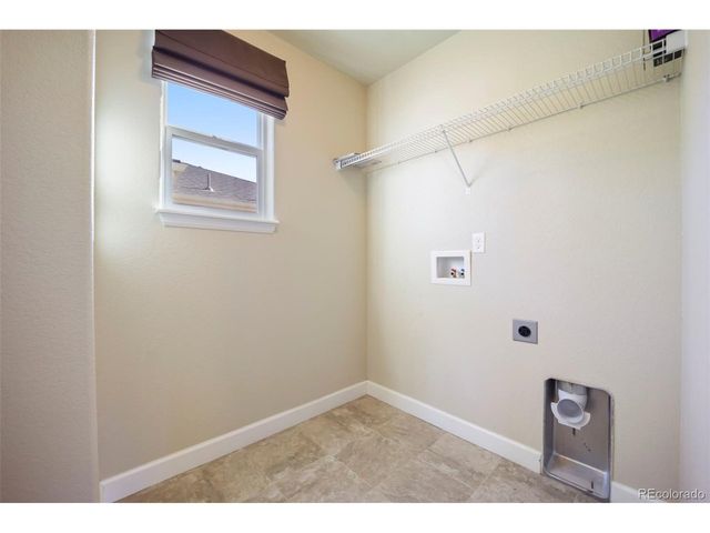 7555 Shallow Brooke Pl, Colorado Springs, CO 80922