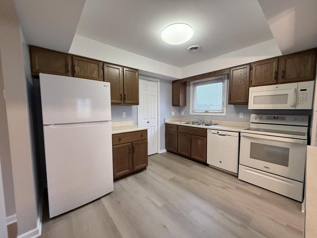 4228 80th PLACE, Kenosha, WI 53142