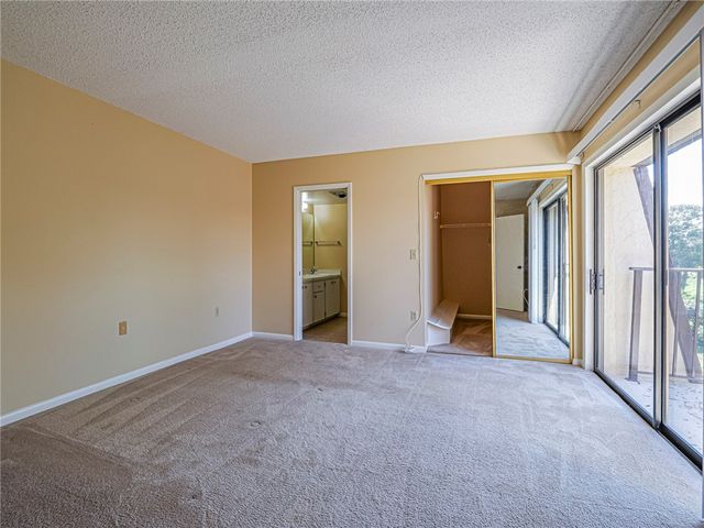 1166 6th Avenue 21D, Vero Beach, FL 32960