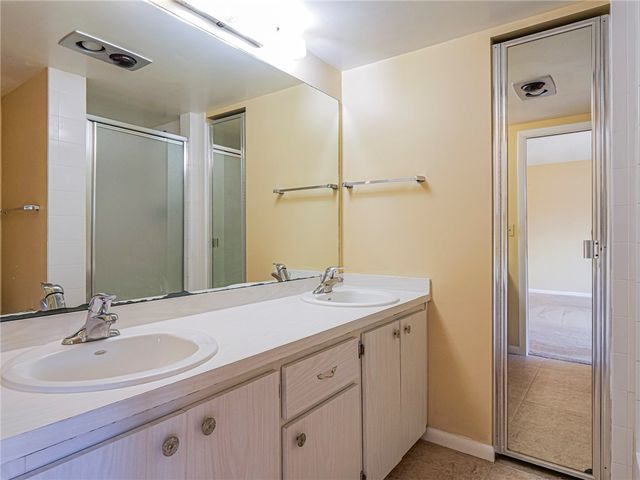 1166 6th Avenue 21D, Vero Beach, FL 32960