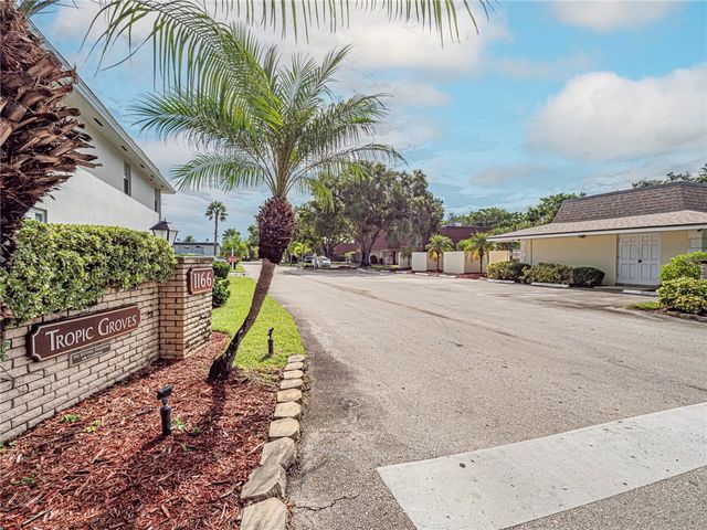 1166 6th Avenue 21D, Vero Beach, FL 32960