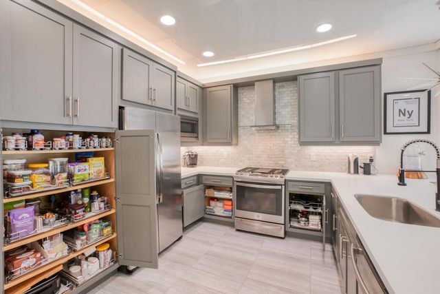 11739 SW Waterford Isle Way, Port St. Lucie, Port St Lucie, FL 34987