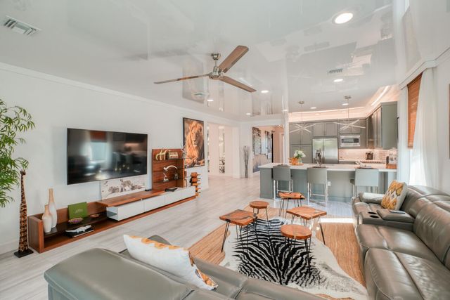 11739 SW Waterford Isle Way, Port St. Lucie, Port St Lucie, FL 34987