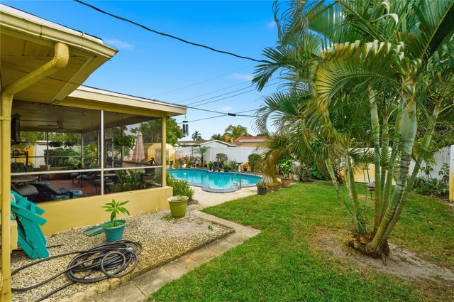 3820 NW 29th Street, Lauderdale Lakes, FL 33311