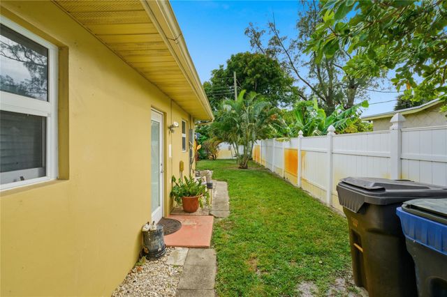 3820 NW 29th Street, Lauderdale Lakes, FL 33311