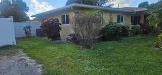 3820 NW 29th Street, Lauderdale Lakes, FL 33311