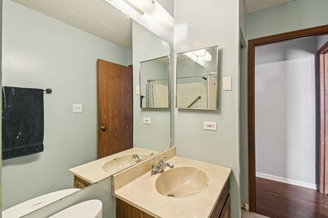 1420 Greenridge Avenue, Algonquin, IL 60102