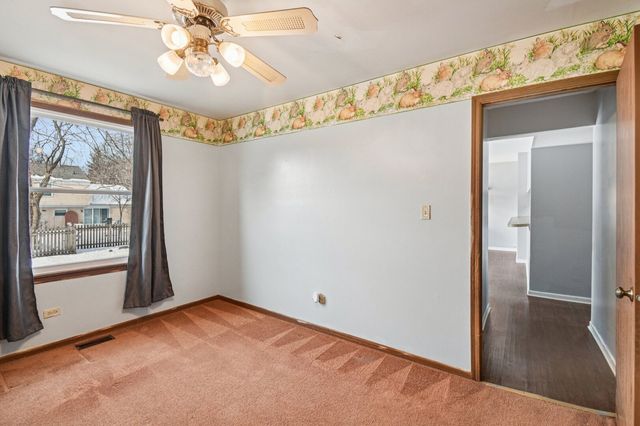 1420 Greenridge Avenue, Algonquin, IL 60102