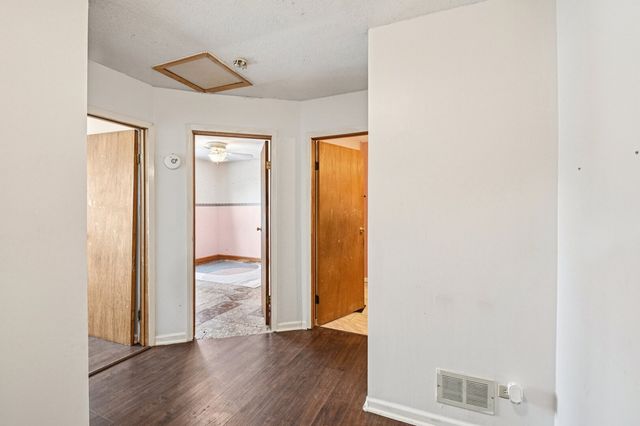 1420 Greenridge Avenue, Algonquin, IL 60102