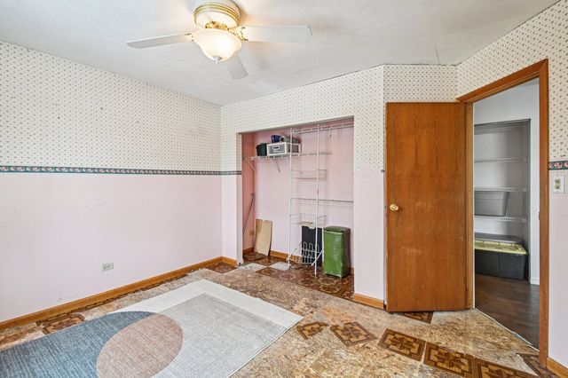 1420 Greenridge Avenue, Algonquin, IL 60102