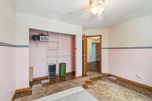 1420 Greenridge Avenue, Algonquin, IL 60102