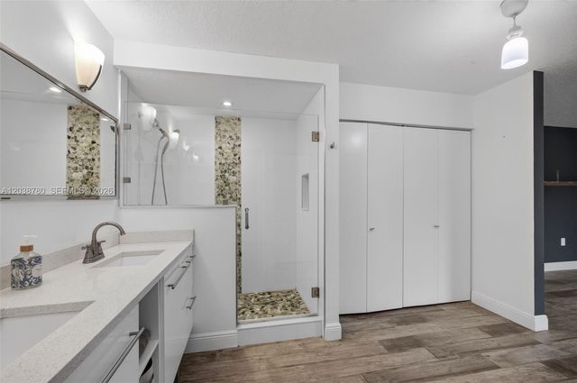 114 1st Lane, Palm Beach Gardens, FL 33418