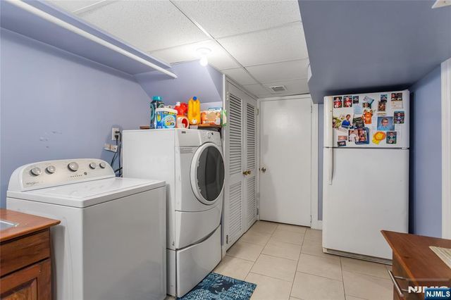 204 Hayward Place, Wallington, NJ 07057