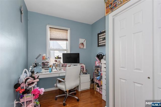 204 Hayward Place, Wallington, NJ 07057