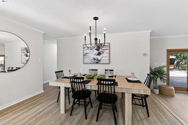 1647 Harvest Rd, Pleasanton, CA 94566
