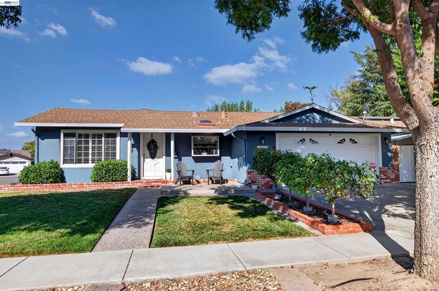 1647 Harvest Rd, Pleasanton, CA 94566
