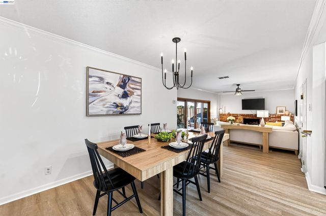 1647 Harvest Rd, Pleasanton, CA 94566