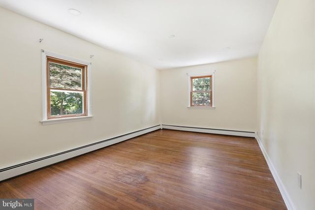 1116 HAGUES MILL RD, Ambler, PA 19002