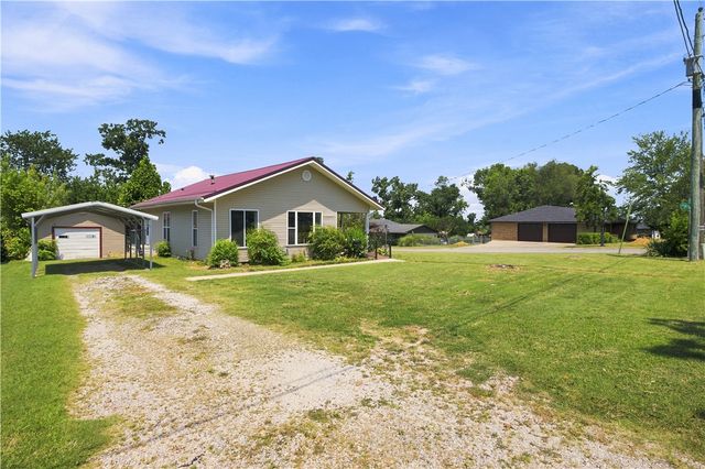 1300 S 9th Street, Rogers, AR 72756