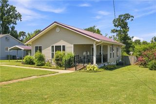 1300 S 9th Street, Rogers, AR 72756