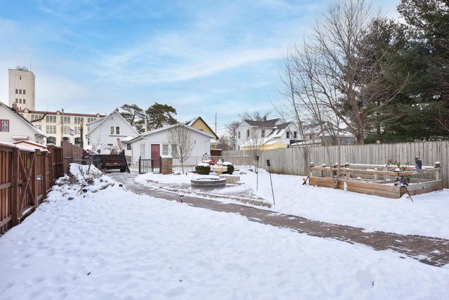 537 Elizabeth STREET, Waukesha, WI 53186