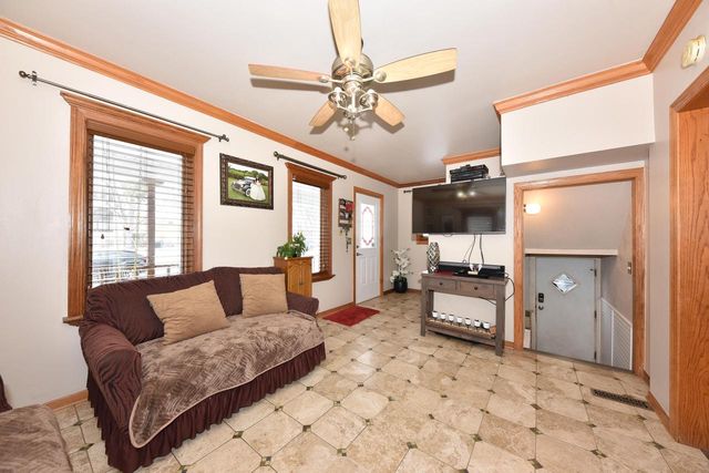 537 Elizabeth STREET, Waukesha, WI 53186