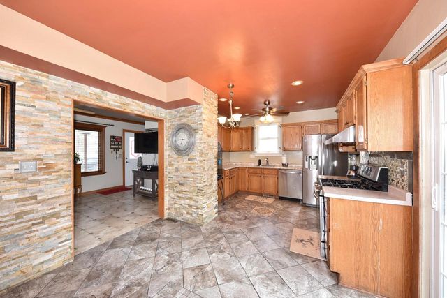 537 Elizabeth STREET, Waukesha, WI 53186