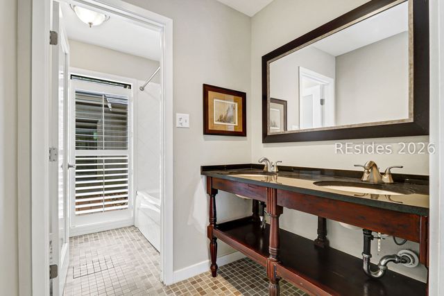 36 Stable Gate Rd, Hilton Head Island, SC 29926