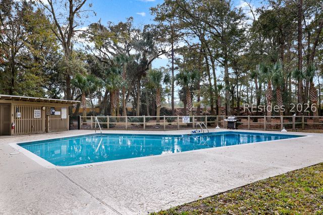 36 Stable Gate Rd, Hilton Head Island, SC 29926