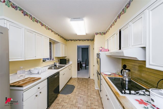 1404 N Acres Circle, Springhill, LA 71075