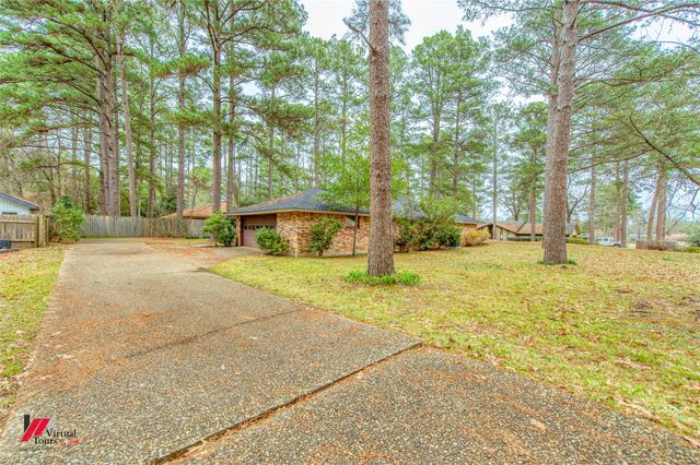 1404 N Acres Circle, Springhill, LA 71075