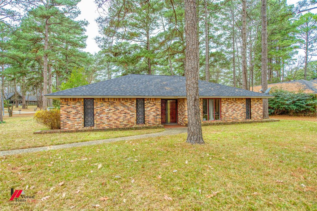 1404 N Acres Circle, Springhill, LA 71075