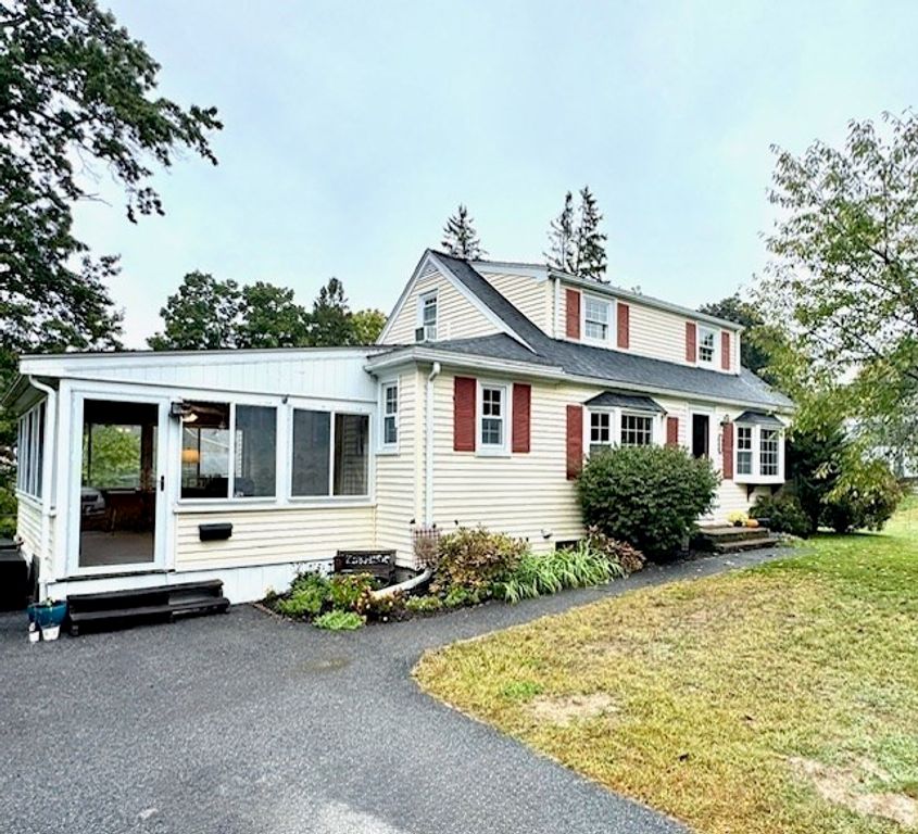 158 Rowayne Park, Bridgewater, MA 02324