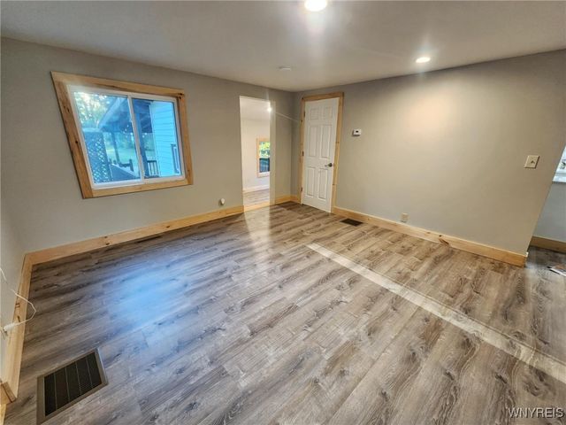 27 Central Avenue, Salamanca, NY 14779