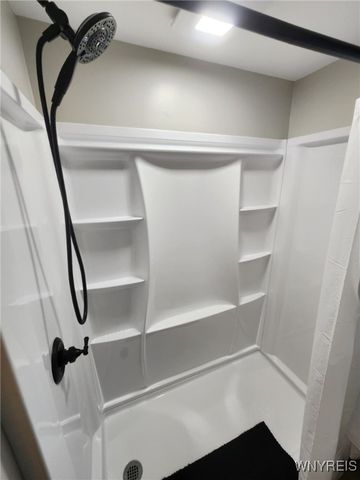 27 Central Avenue, Salamanca, NY 14779