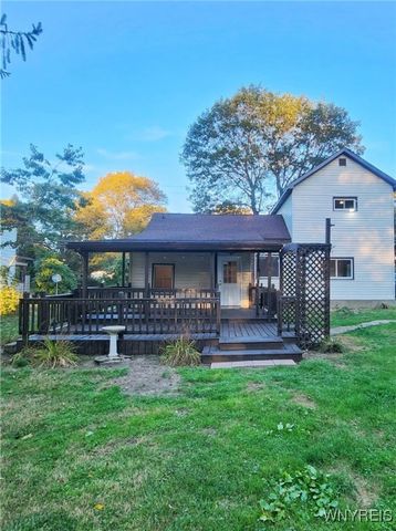 27 Central Avenue, Salamanca, NY 14779