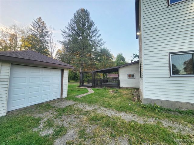 27 Central Avenue, Salamanca, NY 14779