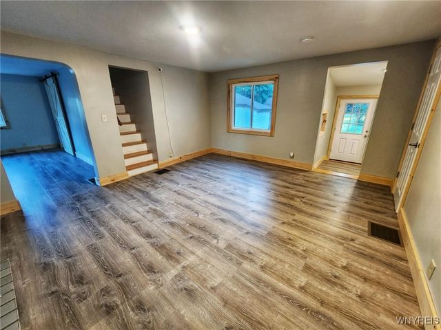 27 Central Avenue, Salamanca, NY 14779