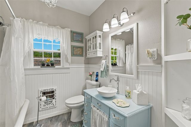 1305 S Crockett Street, Sherman, TX 75090