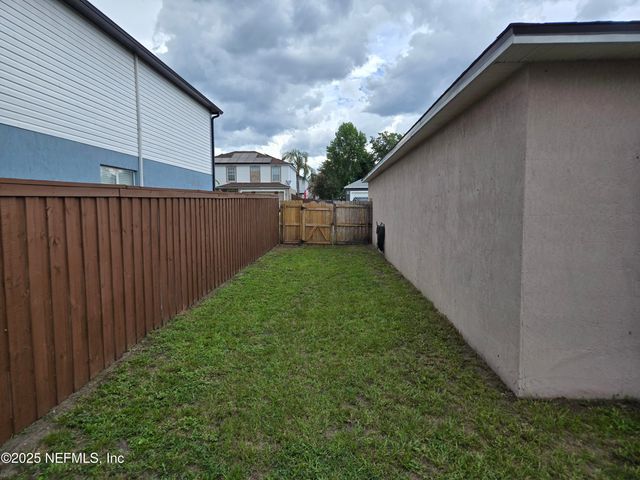 7412 EDENFIELD PARK Road, Jacksonville, FL 32244
