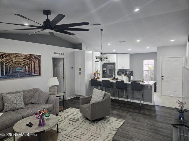 7412 EDENFIELD PARK Road, Jacksonville, FL 32244