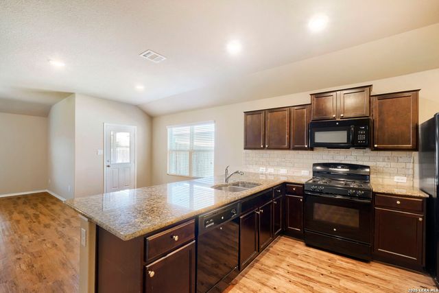 5246 Blue Ivy, Bulverde, TX 78163