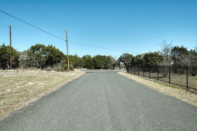 1110 Wildwood XING, Georgetown, TX 78633