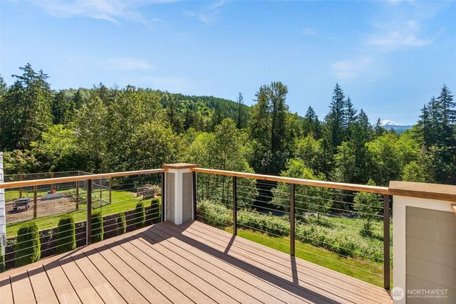 13504 Spiketon Road E, Buckley, WA 98321