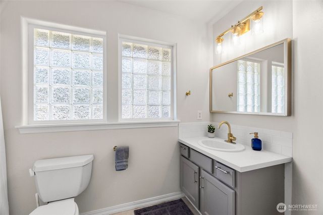 13504 Spiketon Road E, Buckley, WA 98321