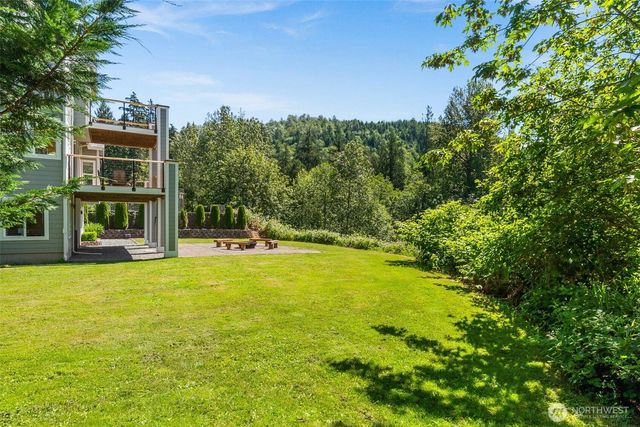 13504 Spiketon Road E, Buckley, WA 98321