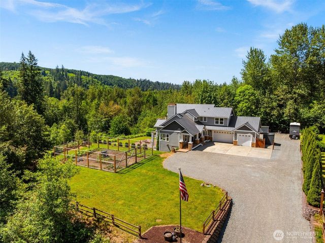 13504 Spiketon Road E, Buckley, WA 98321
