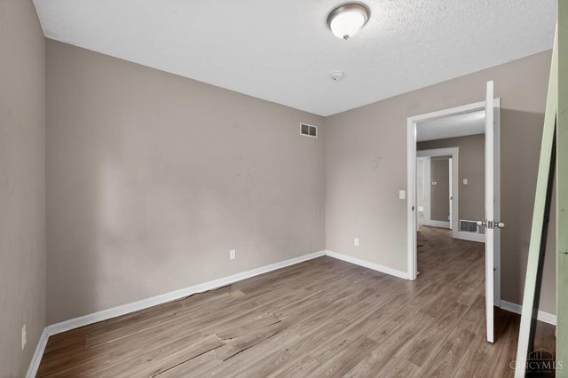 1833 Cordova Avenue, North College Hill, OH 45239