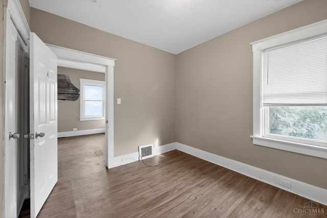 1833 Cordova Avenue, North College Hill, OH 45239